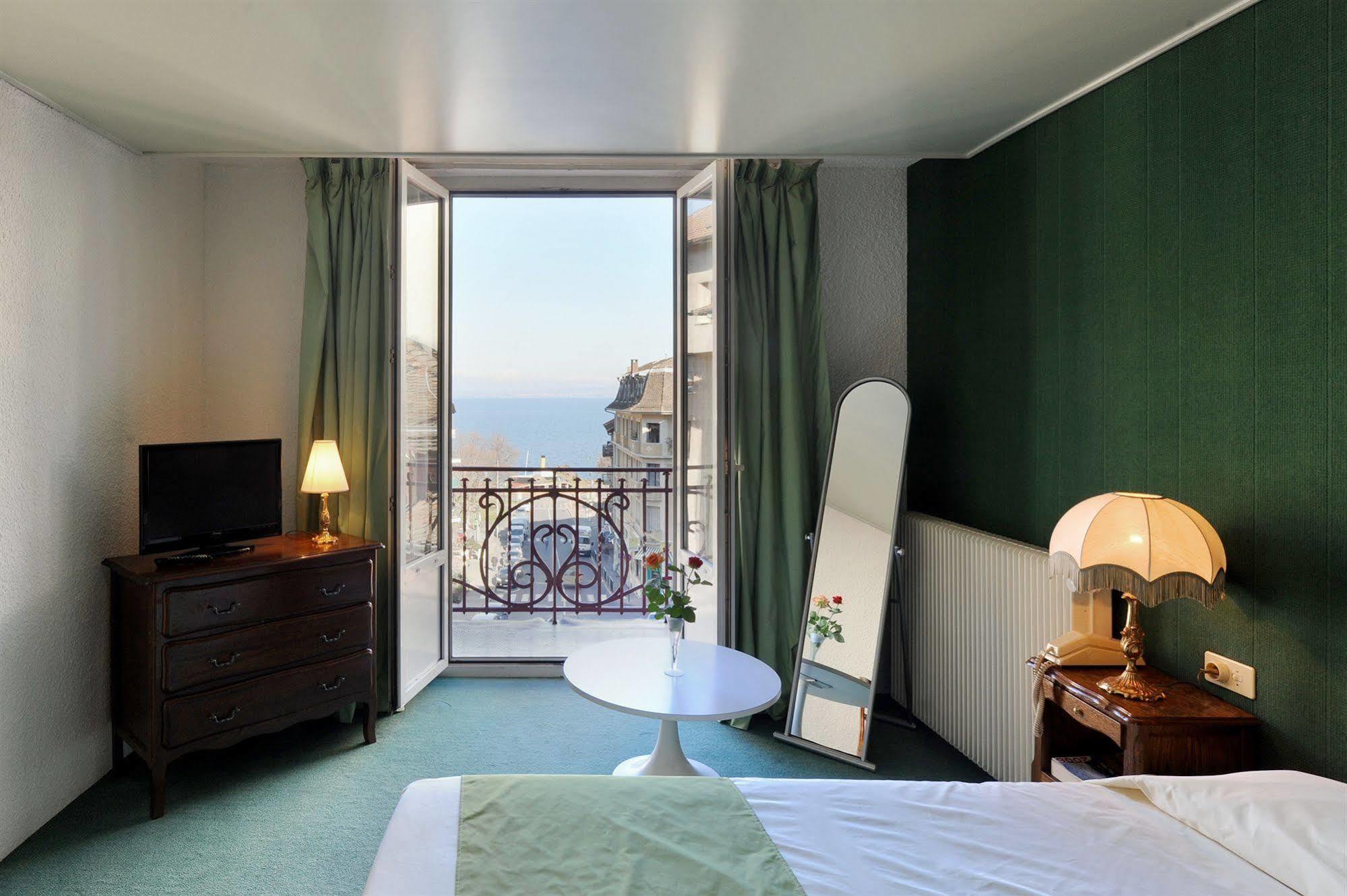 Hotel Le Bourgogne Évian-les-Bains Kültér fotó